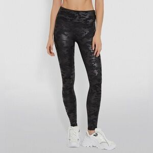 SPANX Black Camouflage High Rise Compression Shapewear Leggings size medium